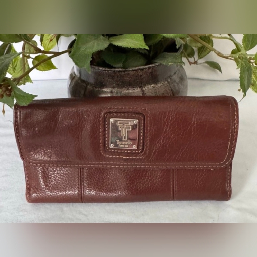 Tignanello Rich Brown Leather Wallet